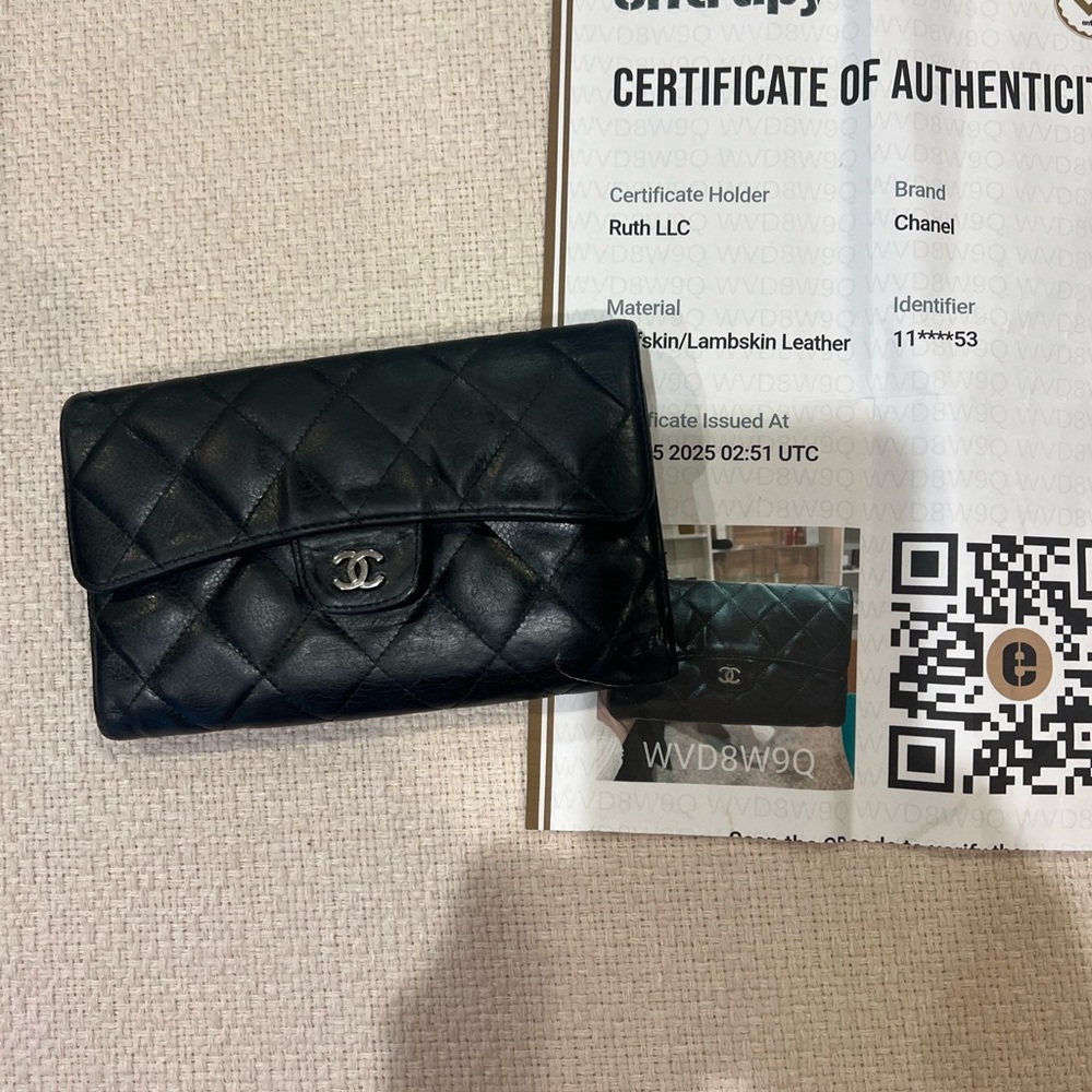 Chanel Black Quilted Leather Wristlet